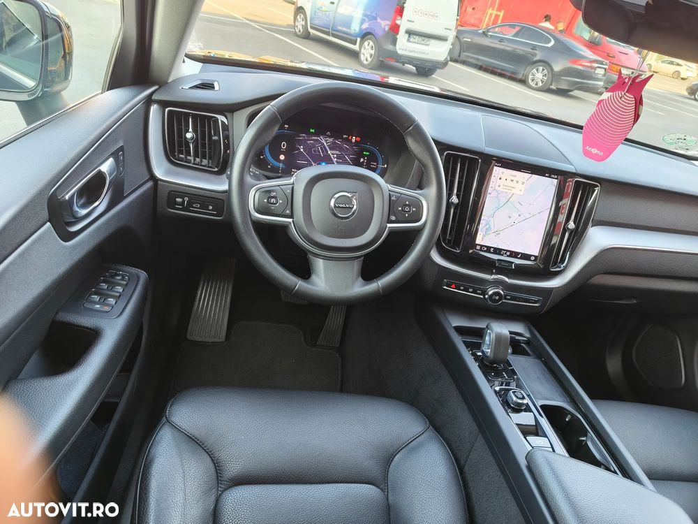 Volvo XC 60 T6 AWD Recharge Geartronic Inscription - 26