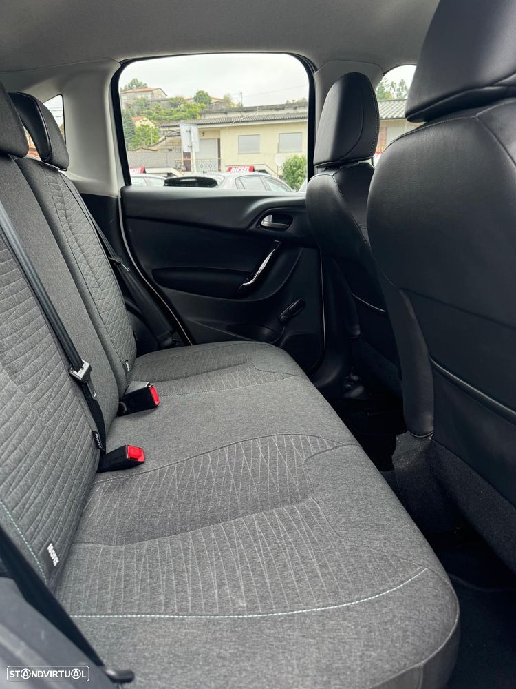 Citroën C3 1.2 PureTech Feel - 15