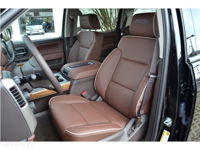 Chevrolet Silverado - 12