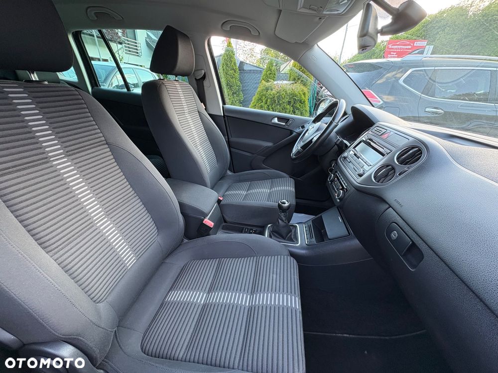 Volkswagen Tiguan 2.0 TDI DPF Sport & Style - 24