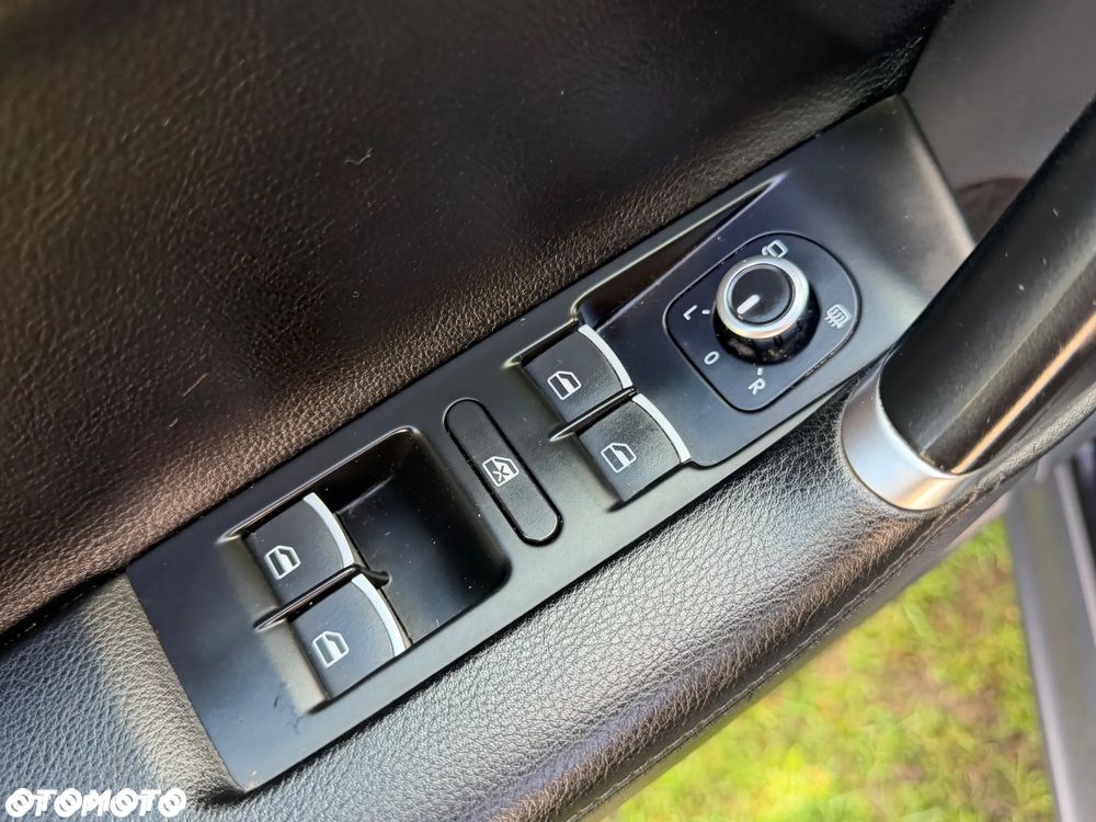 Volkswagen Passat Alltrack 2.0 TDI 4Mot DSG - 24