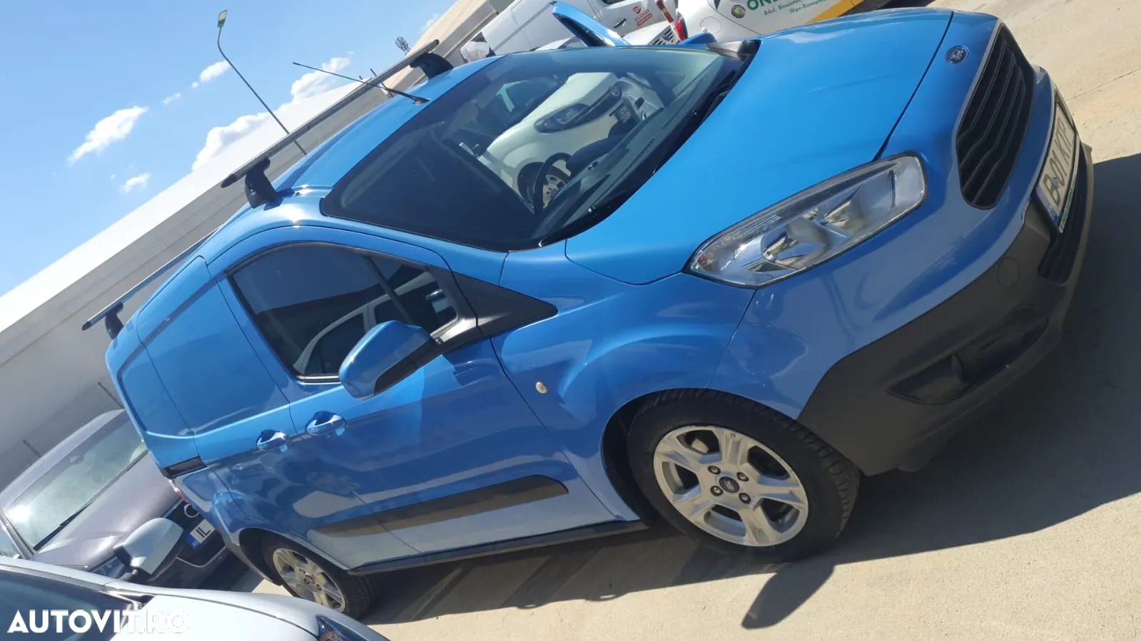 Ford Transit Courier - 1