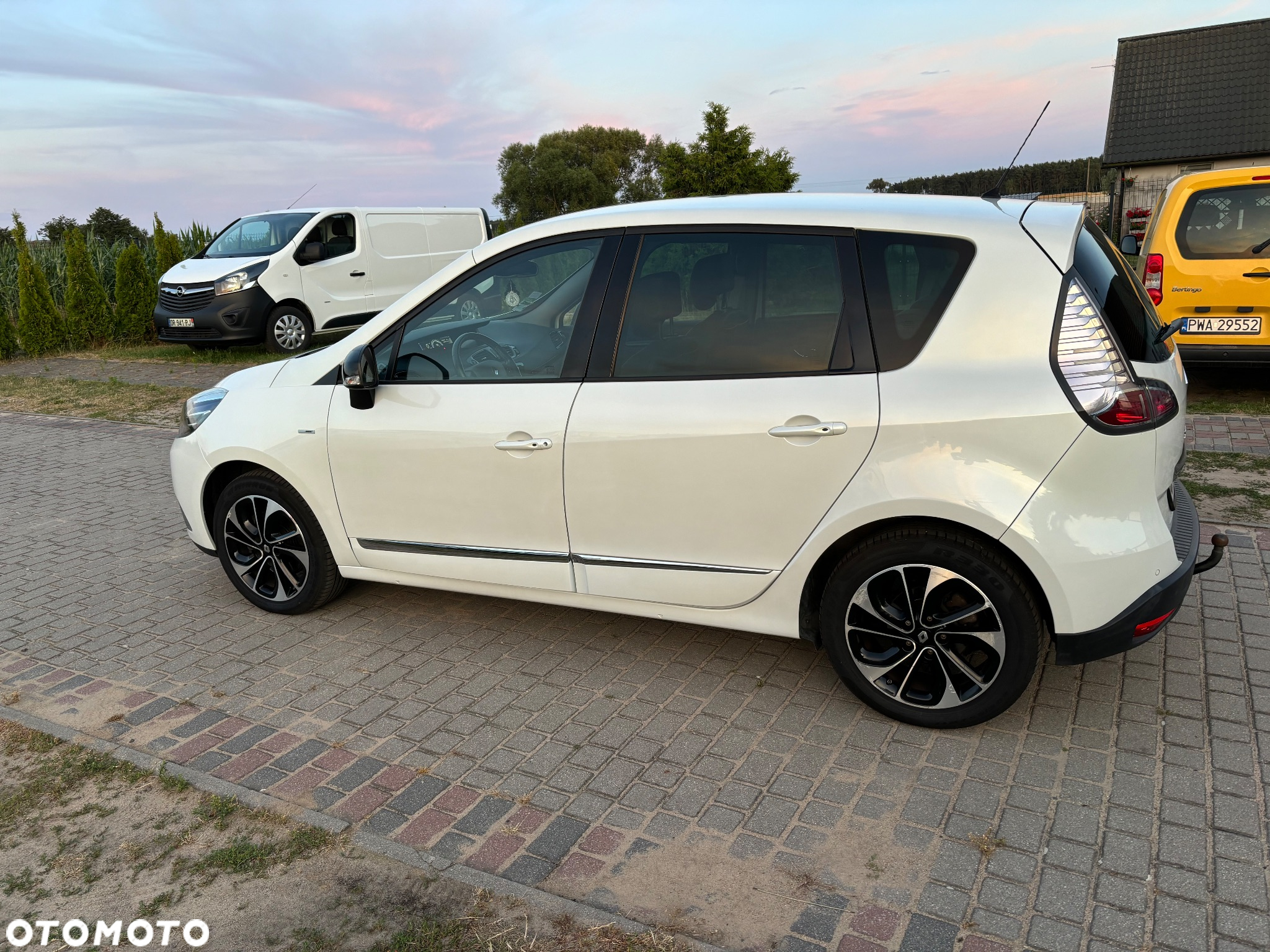 Renault Scenic 1.5 dCi Bose EDition EDC - 6