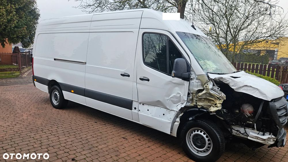 Mercedes-Benz sprinter - 4