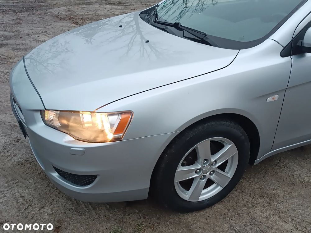 Mitsubishi Lancer - 13