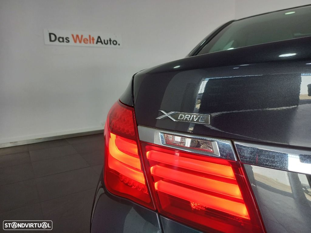 BMW 740 d xDrive - 11