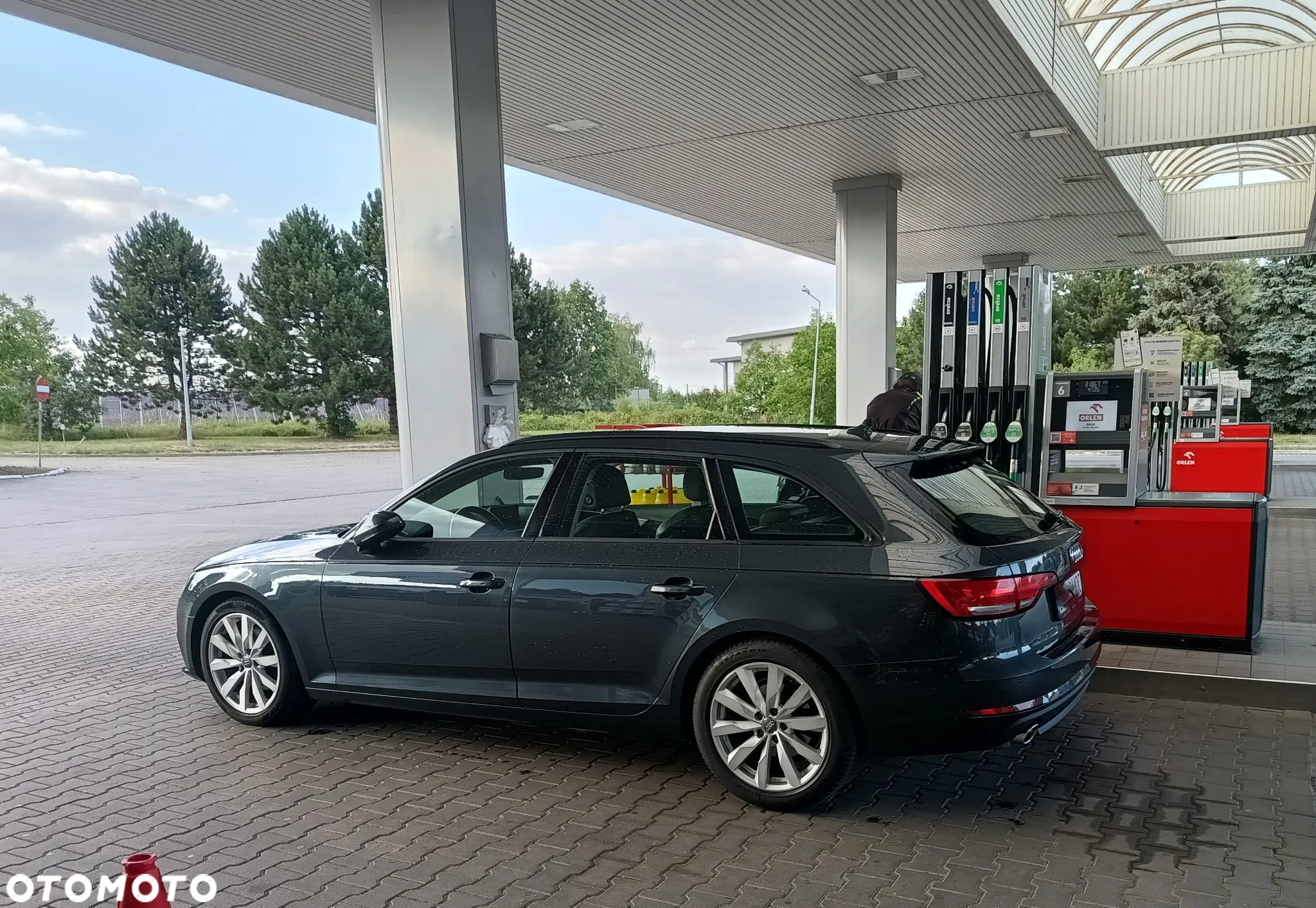 Audi A4 Avant 2.0 TDI - 8