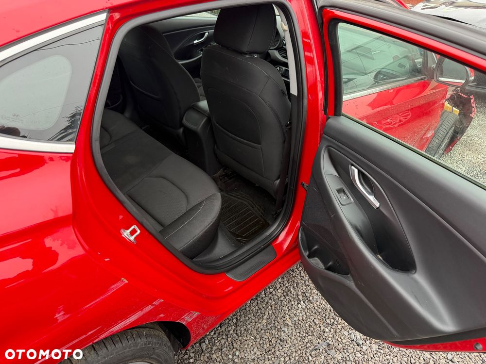Hyundai i30 - 13