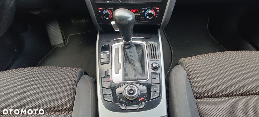 Audi A4 Allroad 3.0 TDI DPF S tronic - 10