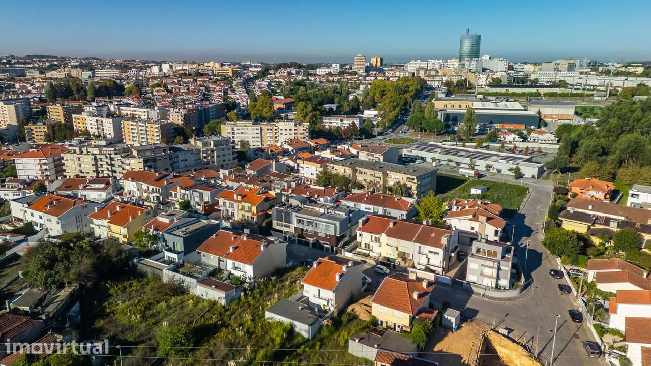 Lote de TERRENO com 196 m2 na Cidade da Maia - Grande imagem: 4/18