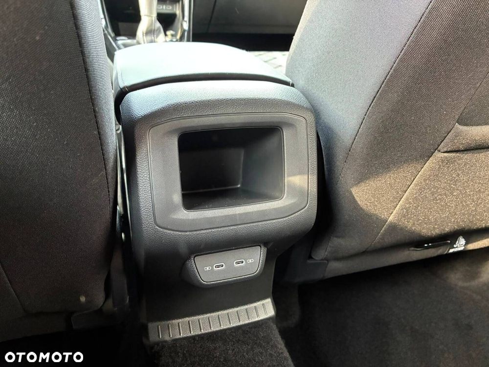 Volkswagen T-Cross - 25