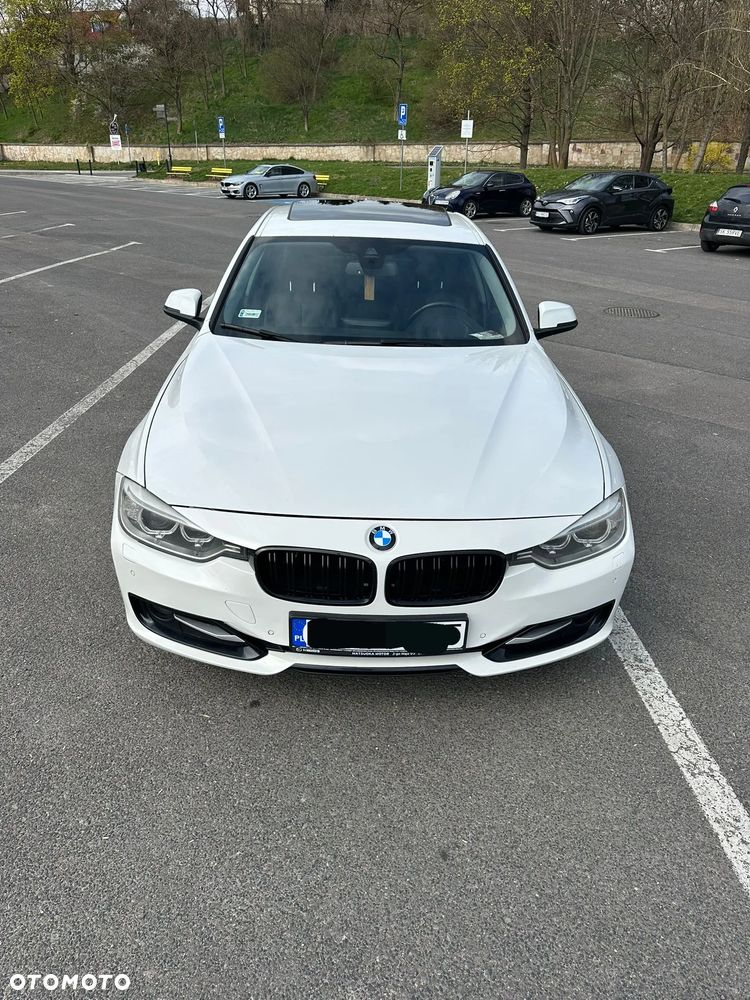 BMW Seria 3 320d - 5