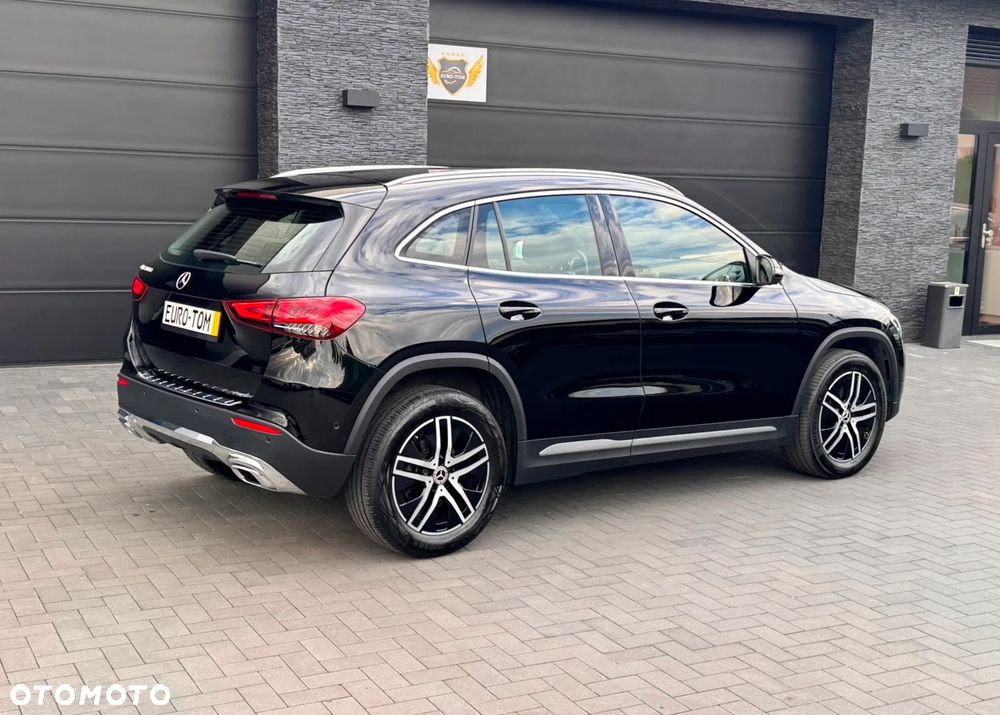 Mercedes-Benz GLA 200 d Progressive 8G-DCT - 7