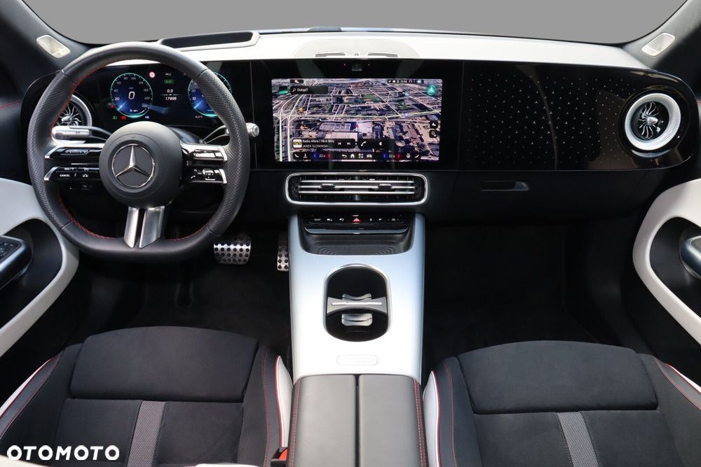 Mercedes-Benz CLA - 11