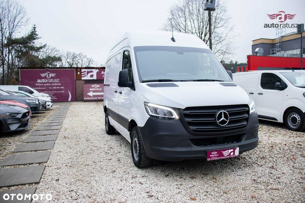 Mercedes-Benz Sprinter - 4