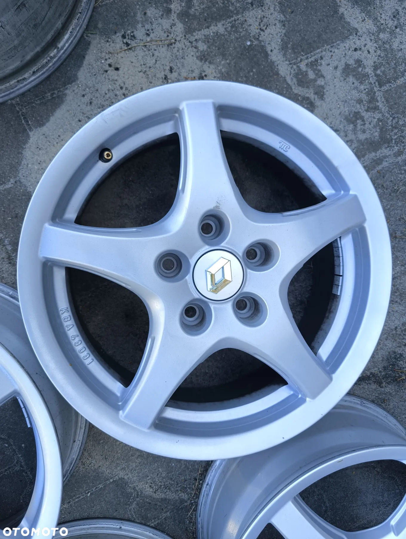 Renault 5x114,3 ET40 Alufelgi Alu felgi 16 KBA49091 - 4