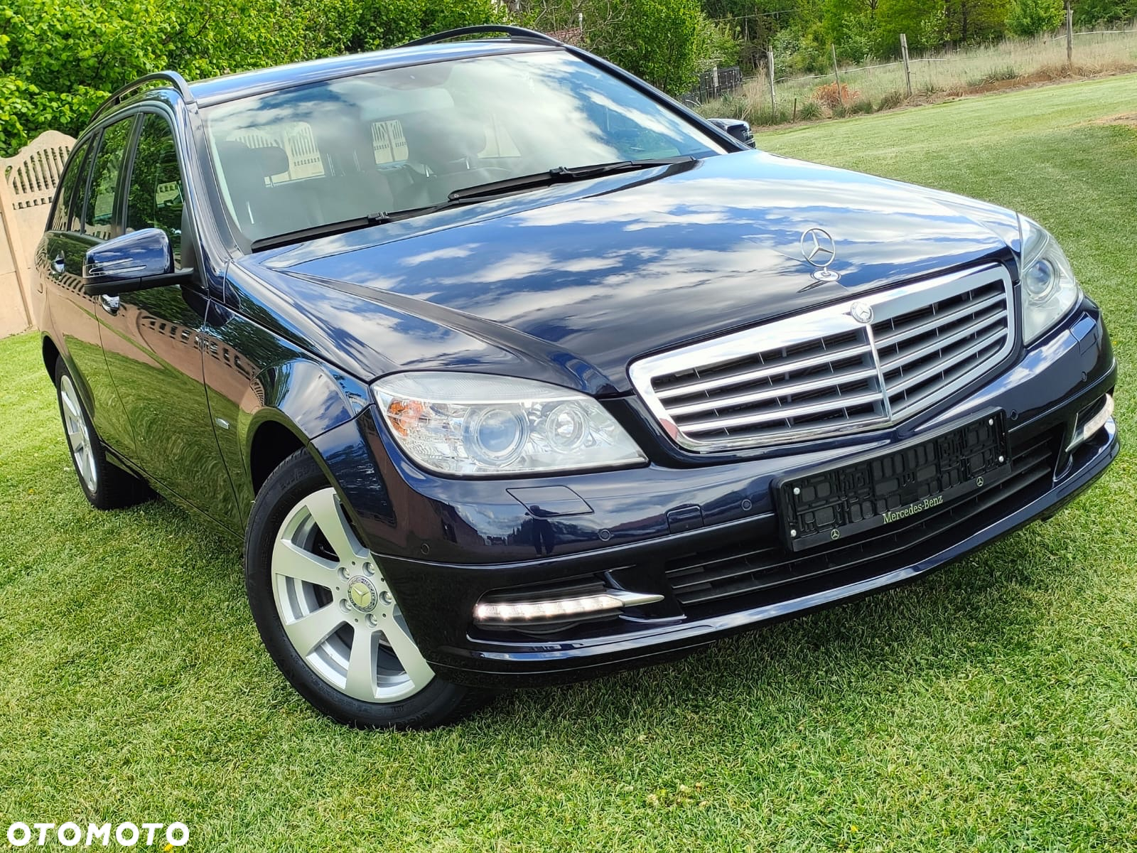 Mercedes-Benz Klasa C 200 CDI BlueEff Elegance - 2