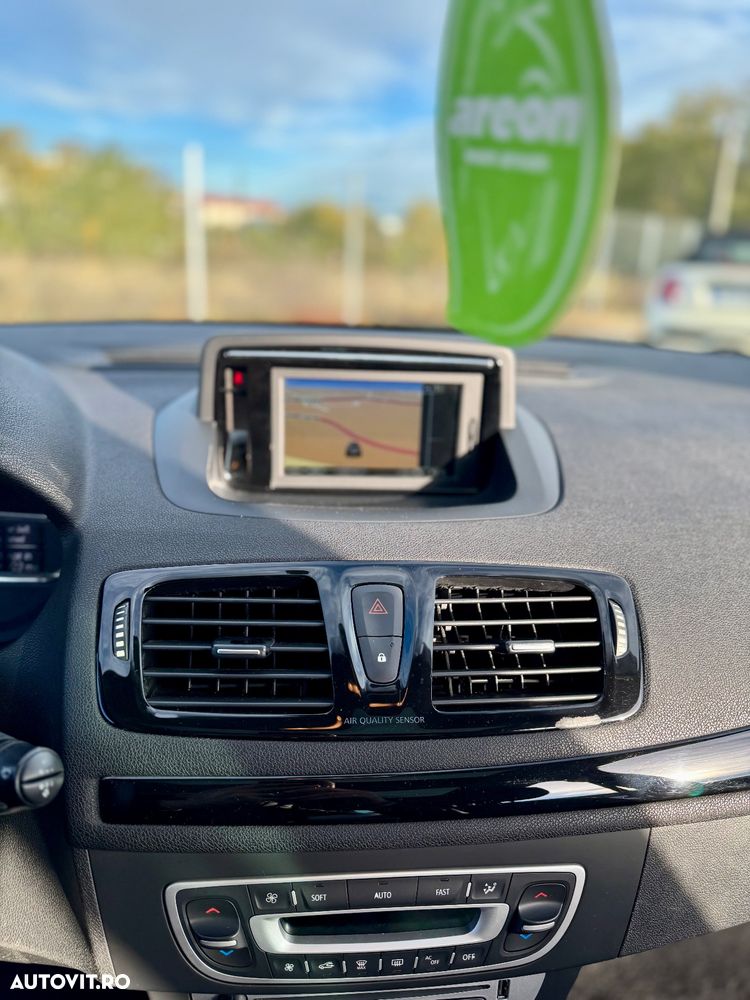 Renault Megane Grandtour ENERGY dCi 110 Start & Stopp Bose Edition - 20