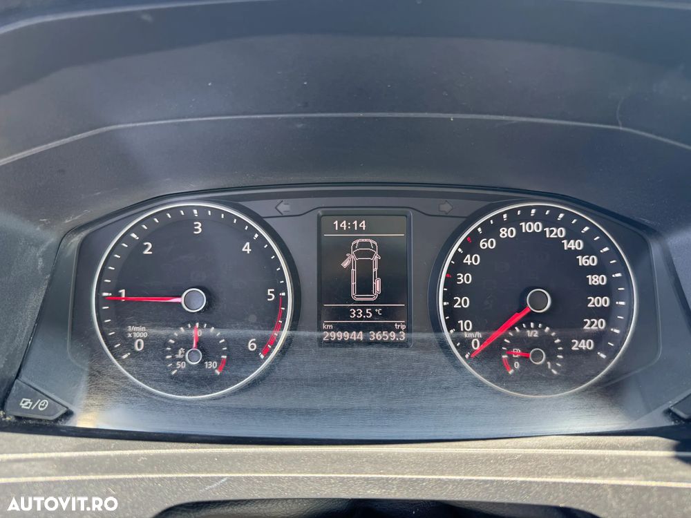 Volkswagen Caravelle LR Comfortline - 10