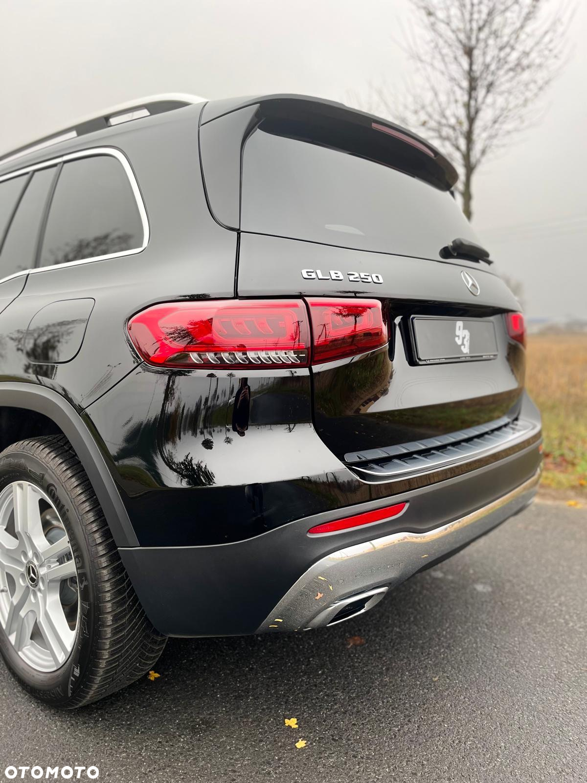 Mercedes-Benz GLB 250 4-Matic Edition 1 8G-DCT - 8