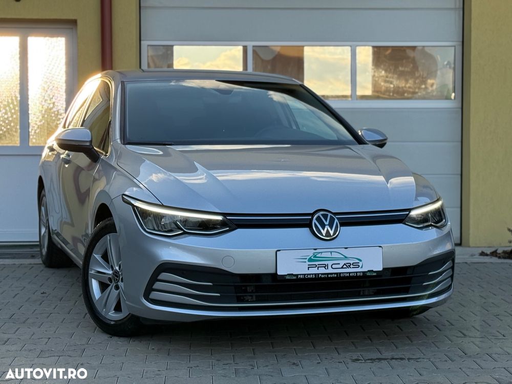 Volkswagen Golf 1.5 eTSI ACT DSG MHEV Life - 1