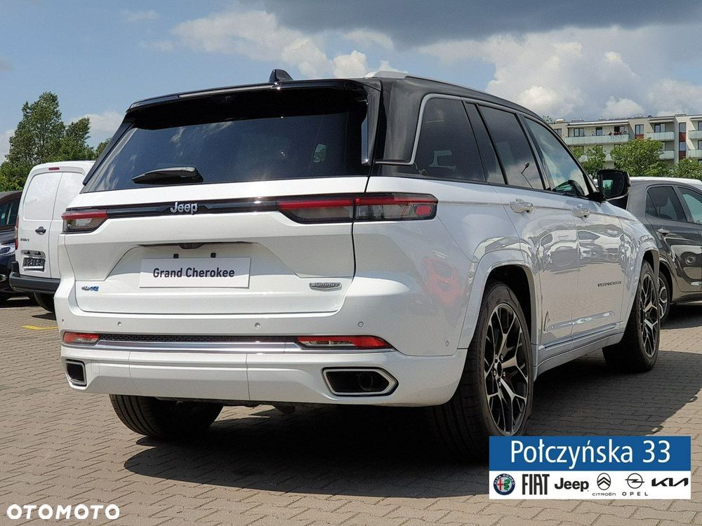 Jeep Grand Cherokee - 8