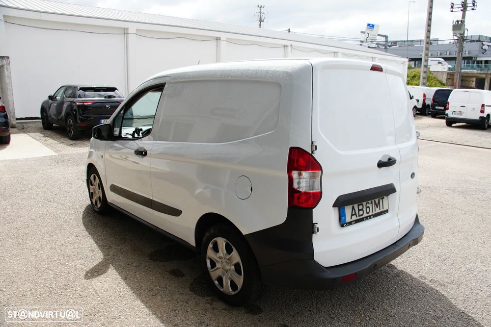 Ford Transit Courier 1.5TDCI - 5