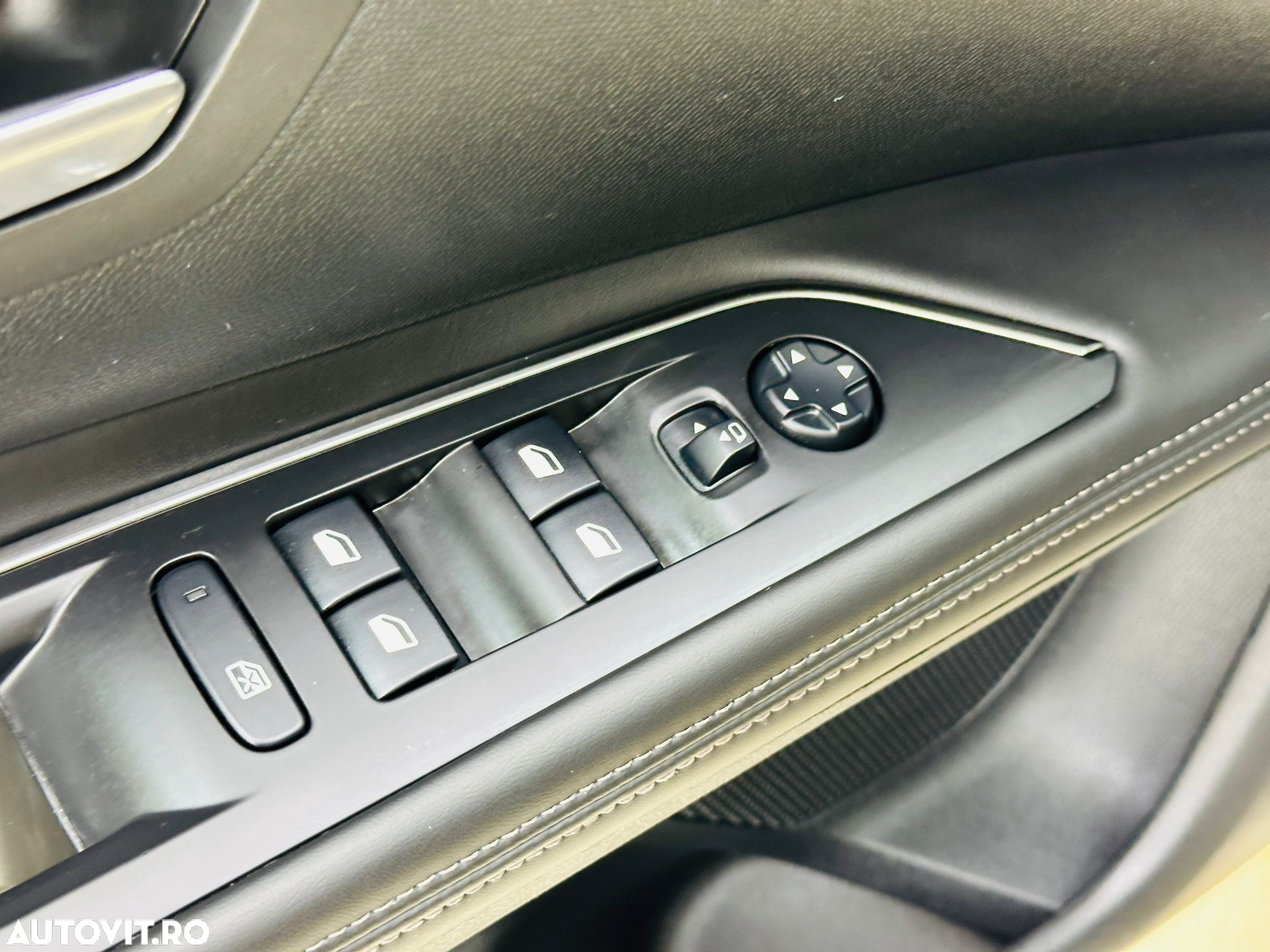 Peugeot 5008 - 17