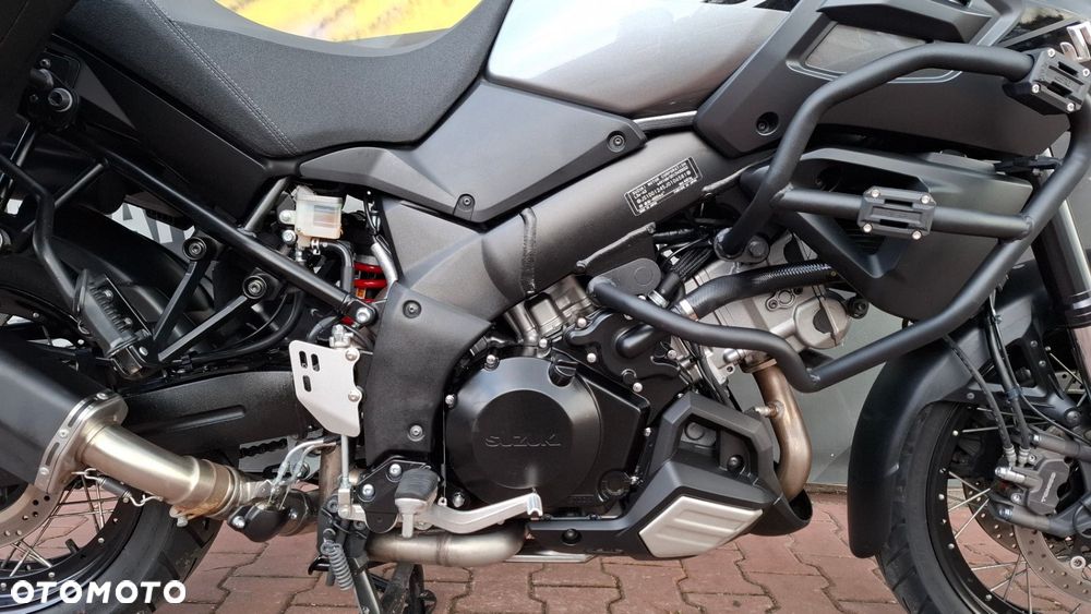 Suzuki V-STROM - 11