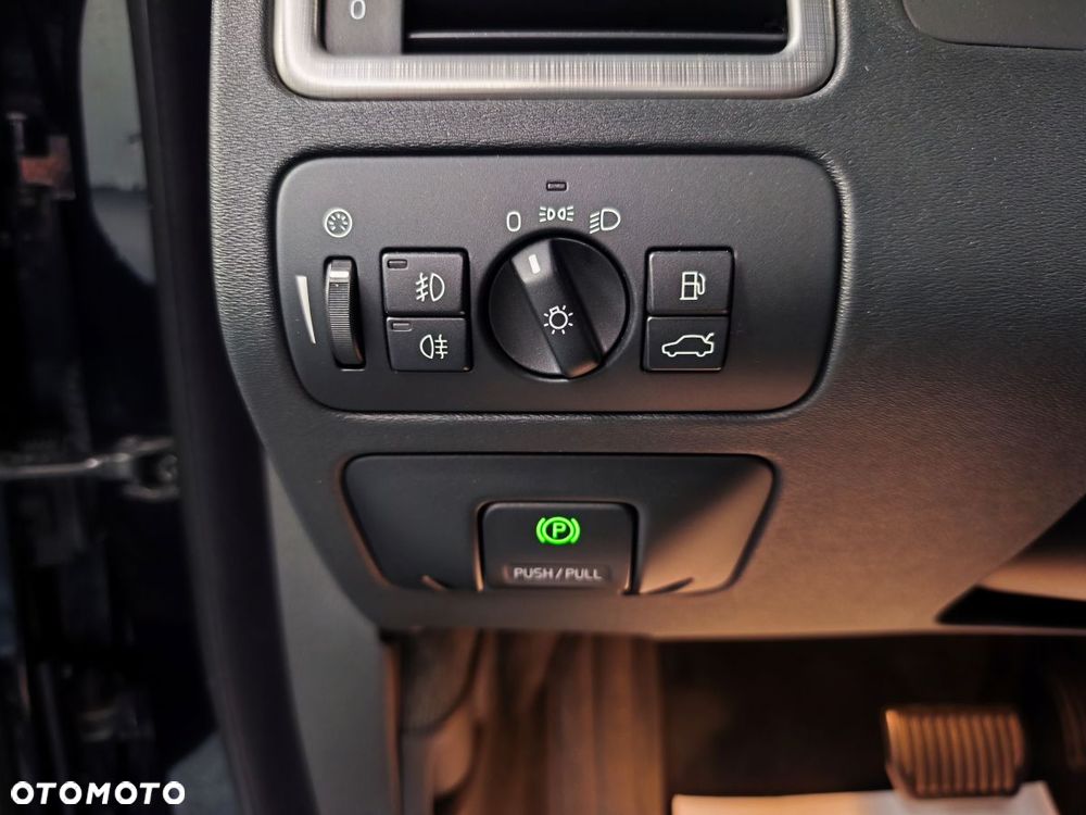 Volvo V70 D4 Geartronic Kinetic - 14