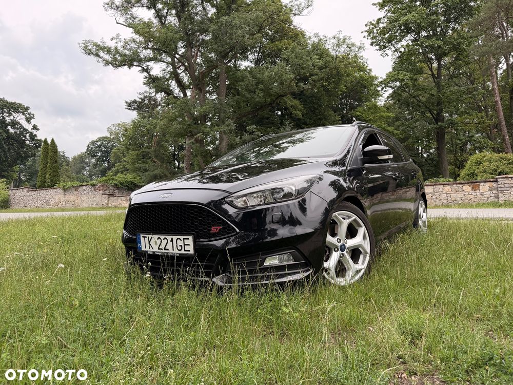 Ford Focus 2.0 EcoBoost ST-2 - 3