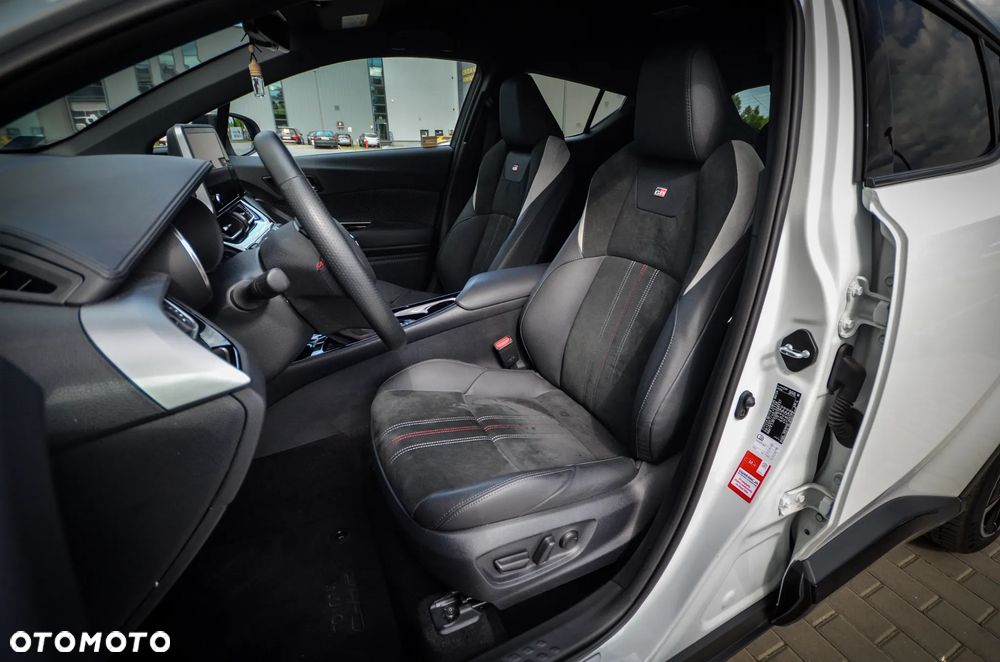 Toyota C-HR 2.0 Hybrid GR Sport - 8