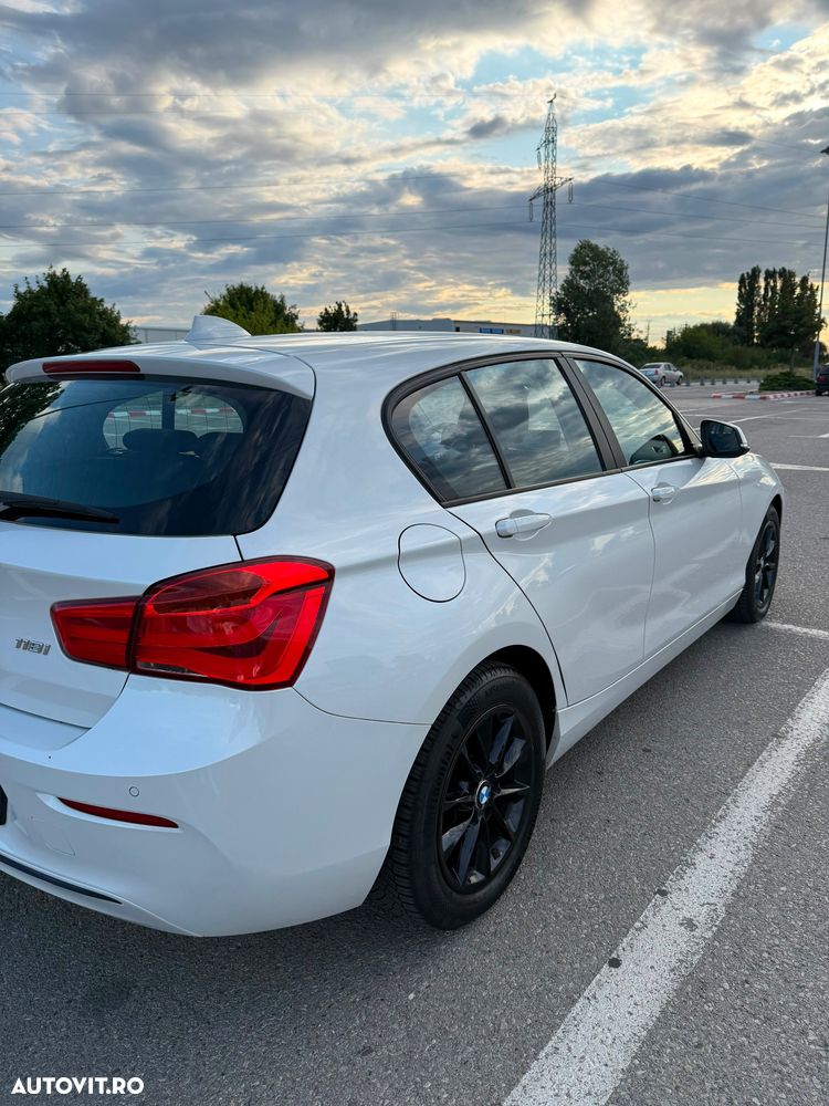 BMW Seria 1 118i Aut. Sport Line - 7