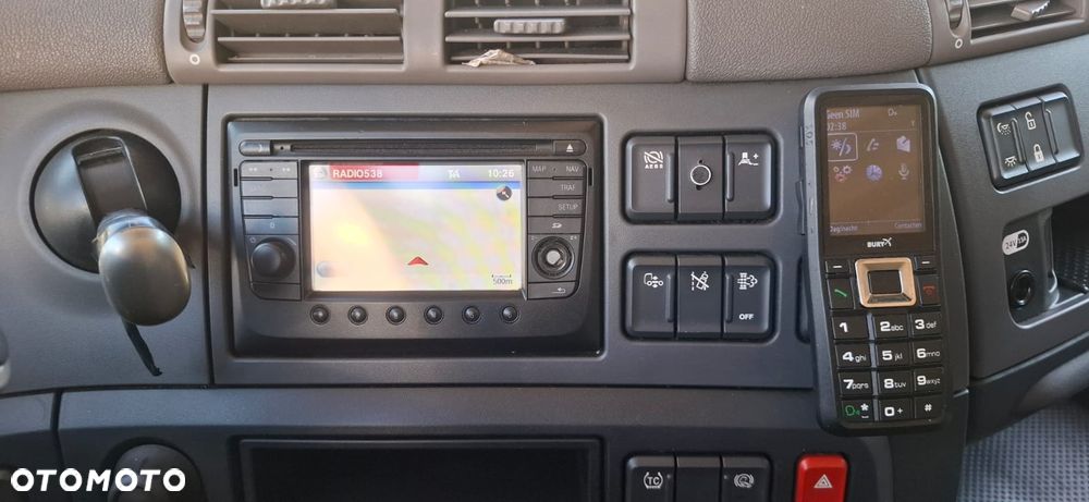 DAF CF 260 - 18
