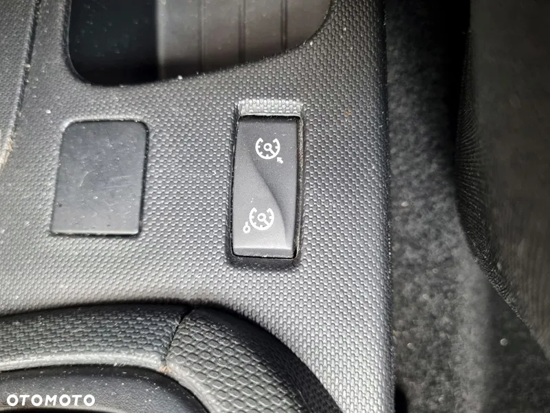 Renault Clio 1.2 16V 75 TomTom Edition - 15