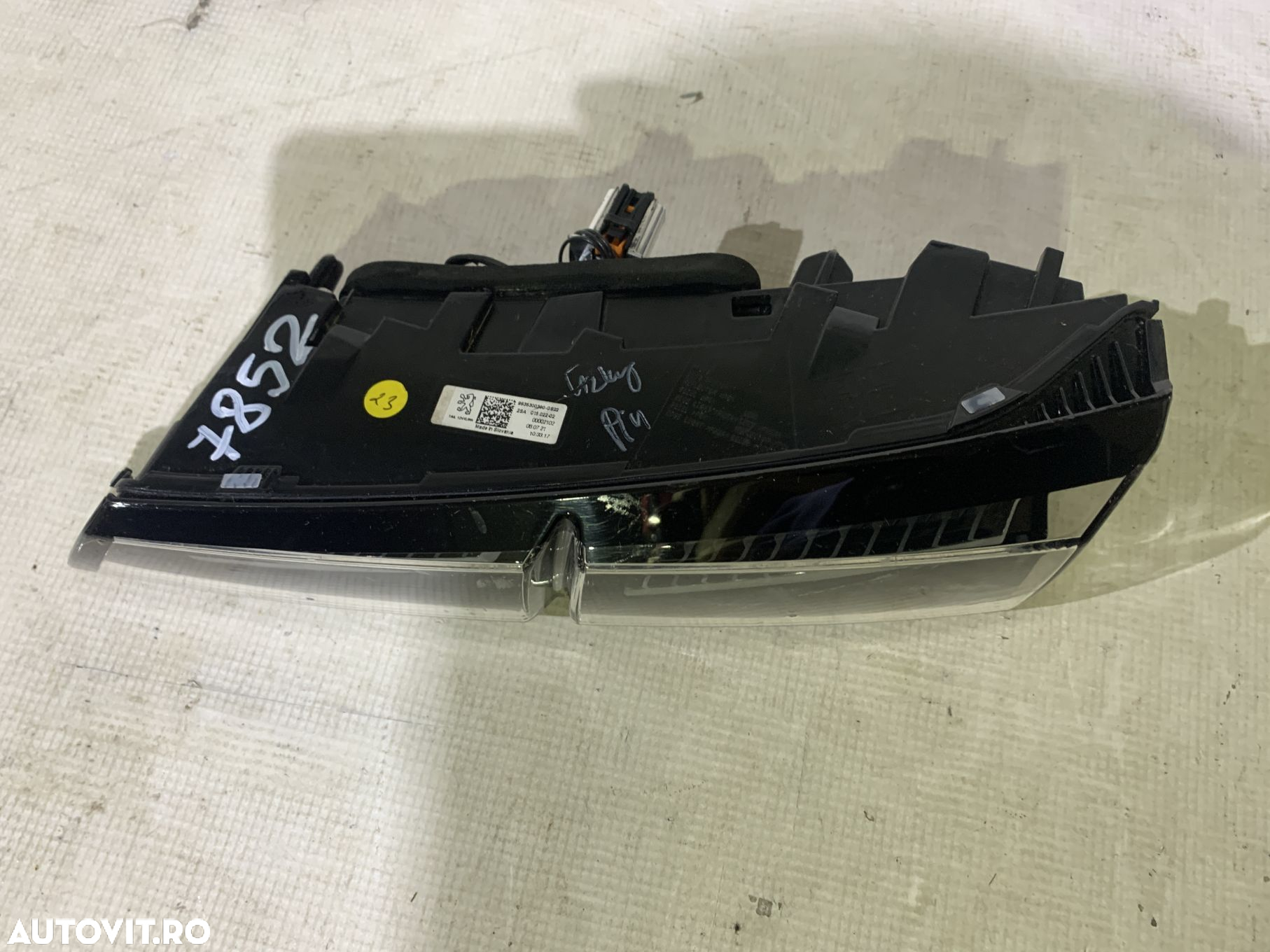 Stop dreapta spate pe hayon, Peugeot 308 GT, 2021, 2022, 2023, 2024, cod origine OE 9835300380. - 7