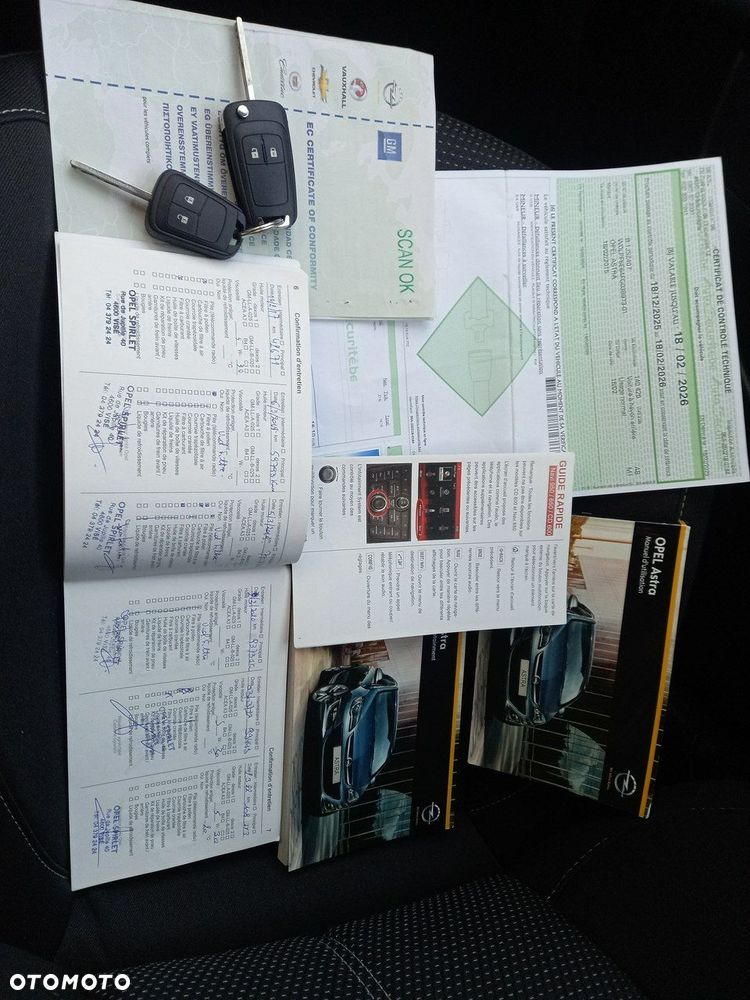 Opel Astra IV 1.6 CDTI Energy - 40