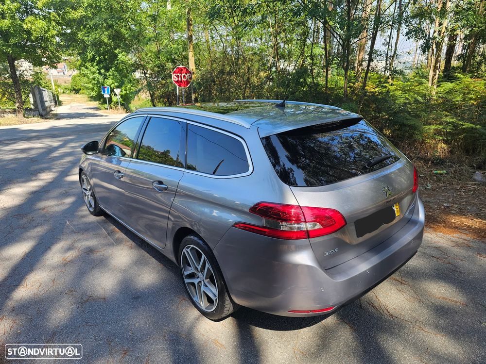 Peugeot 308 SW - 11