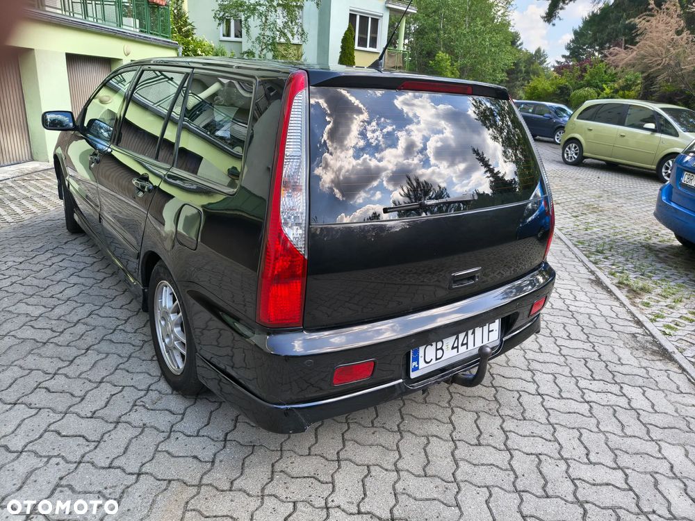 Mitsubishi Lancer 1.6 Invite - 4