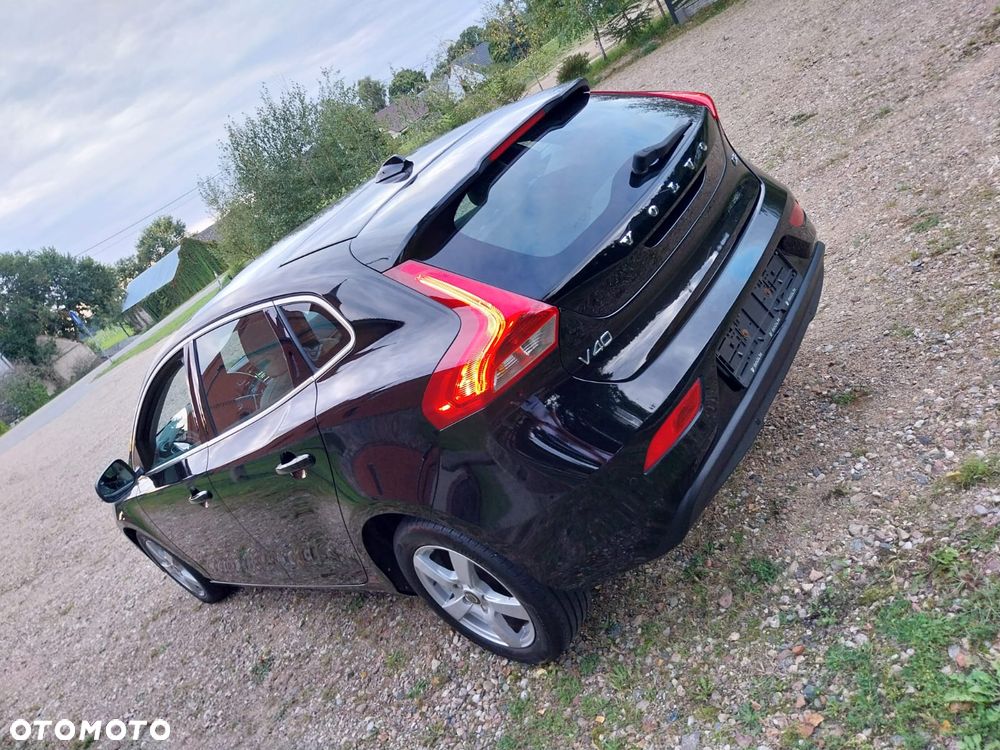 Volvo V40 D2 Ocean Race - 14
