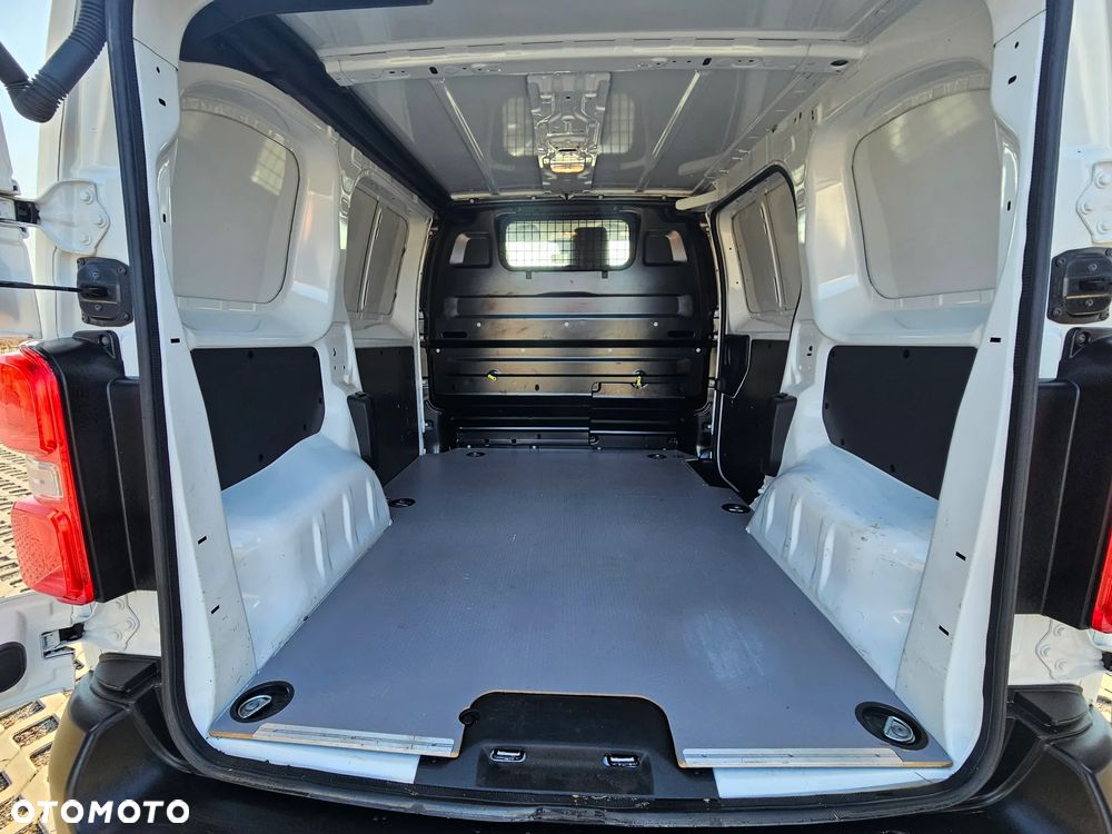 Toyota Proace  , Salon Polska, 3 osobowy - 22