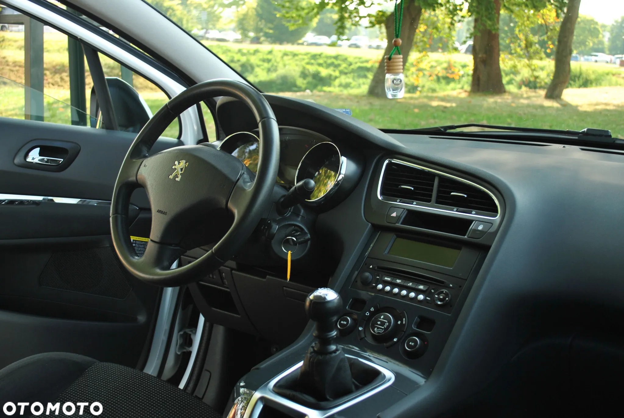 Peugeot 5008 1.6 HDi Active 7os - 10