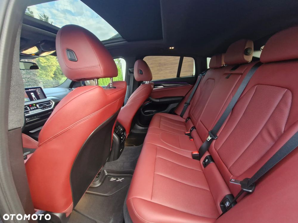 BMW X4 - 33