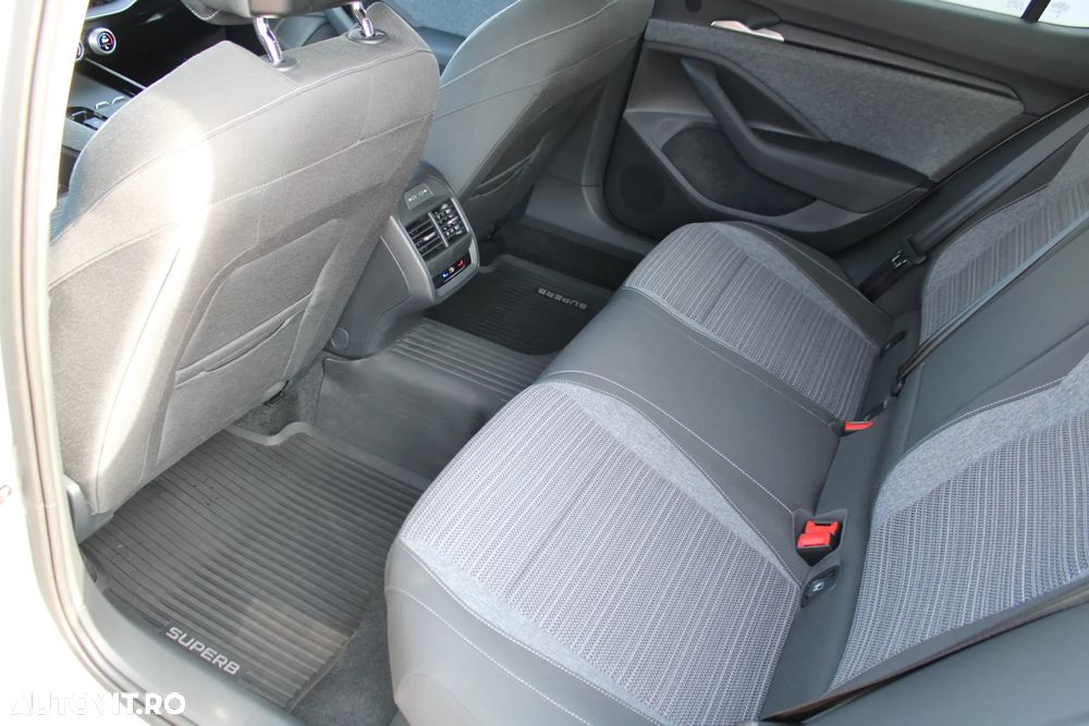 Skoda Superb 2.0 TDI 150 CP DSG Selection - 17