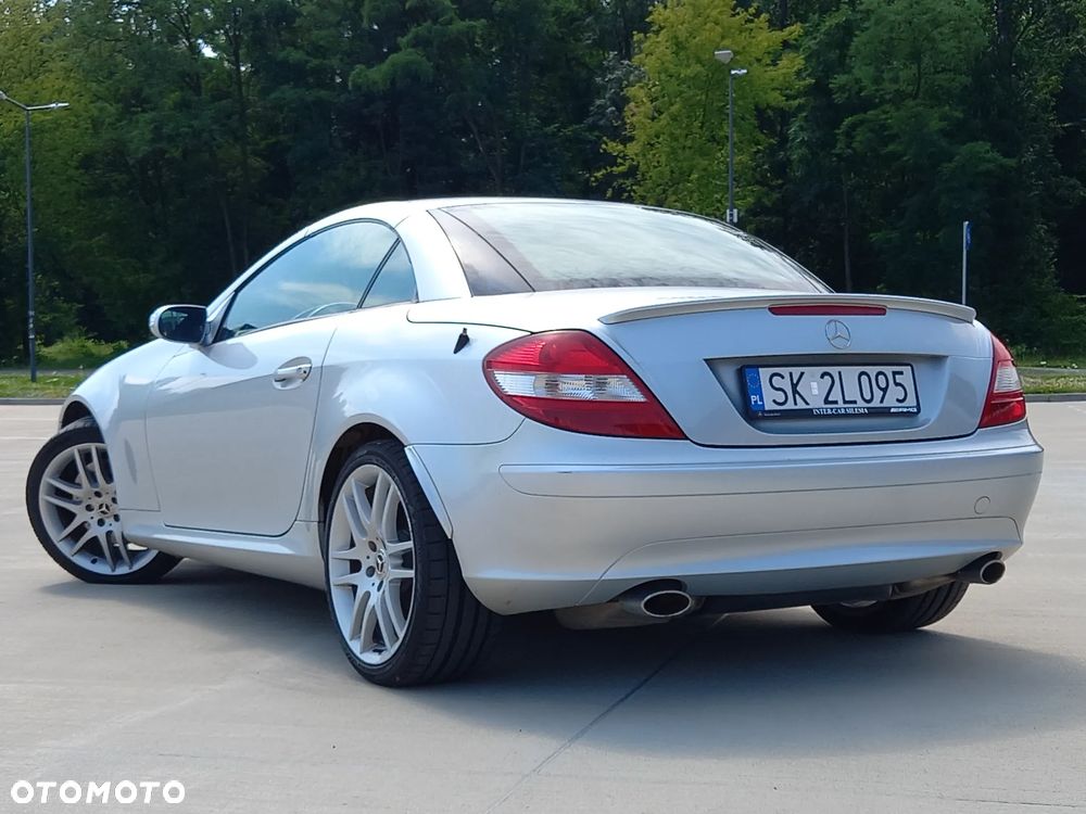 Mercedes-Benz SLK 350 Sport Edition - 4