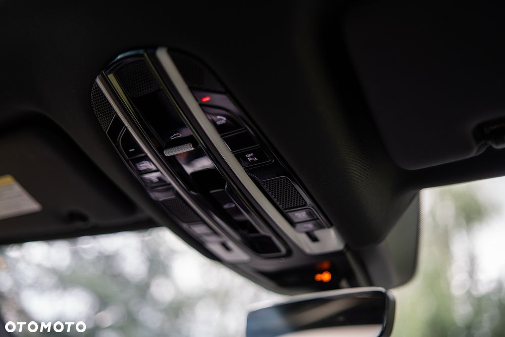 Porsche Cayenne Tiptronic S - 12