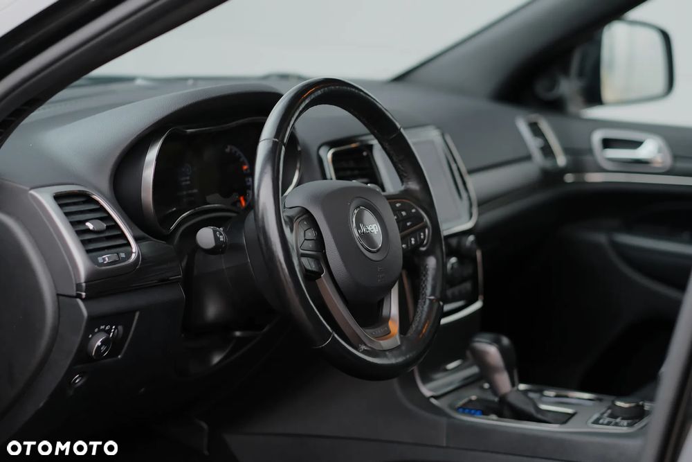 Jeep Grand Cherokee - 5