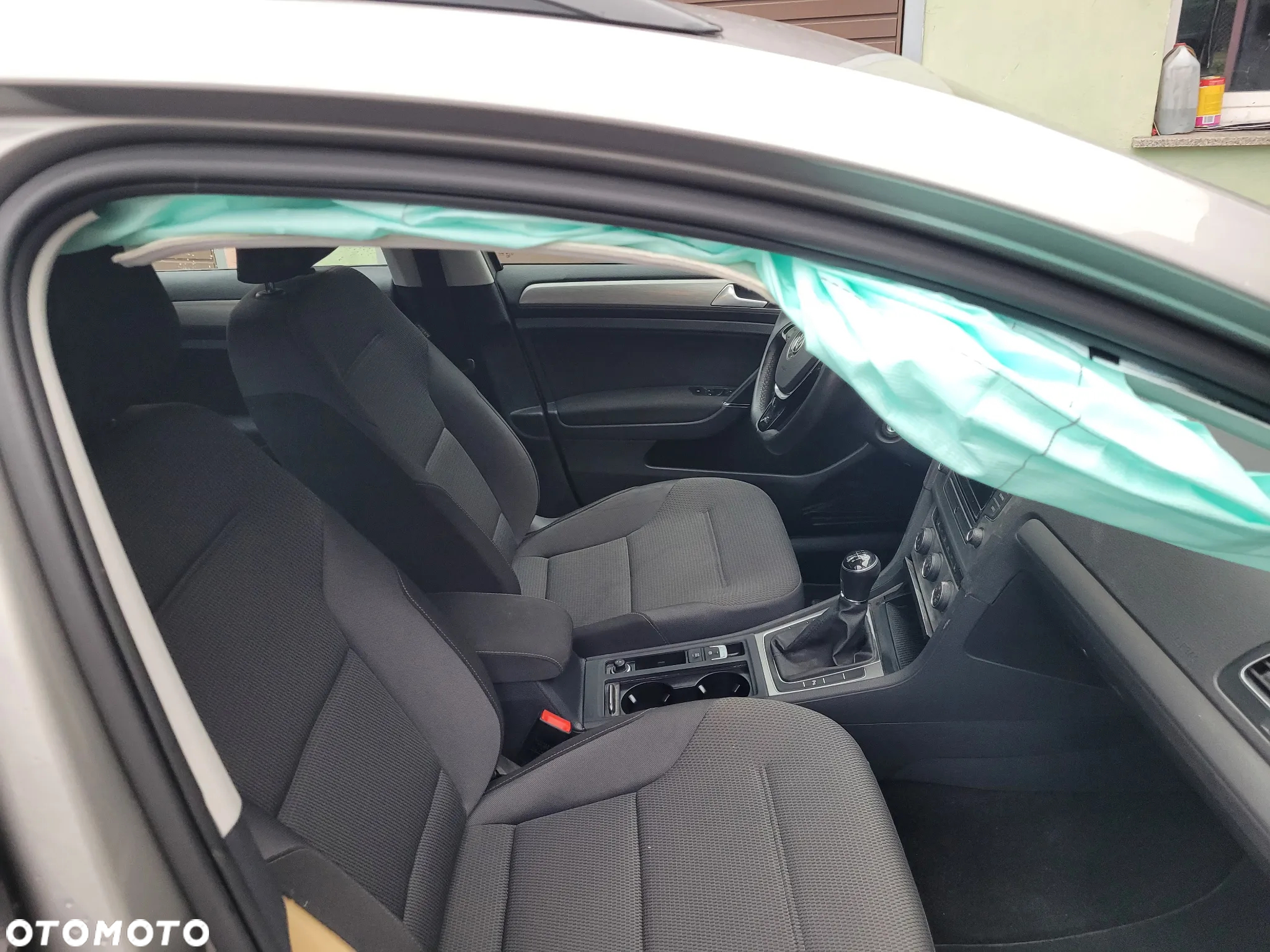 Volkswagen Golf - 20