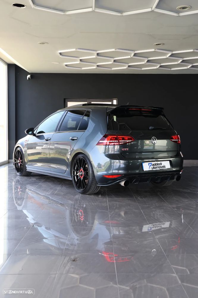 VW Golf 2.0 TSi GTi DSG Performance - 14
