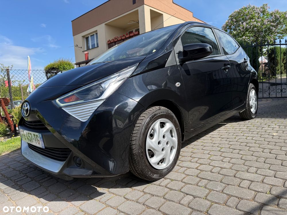 Toyota Aygo x.shift x-play connect - 9